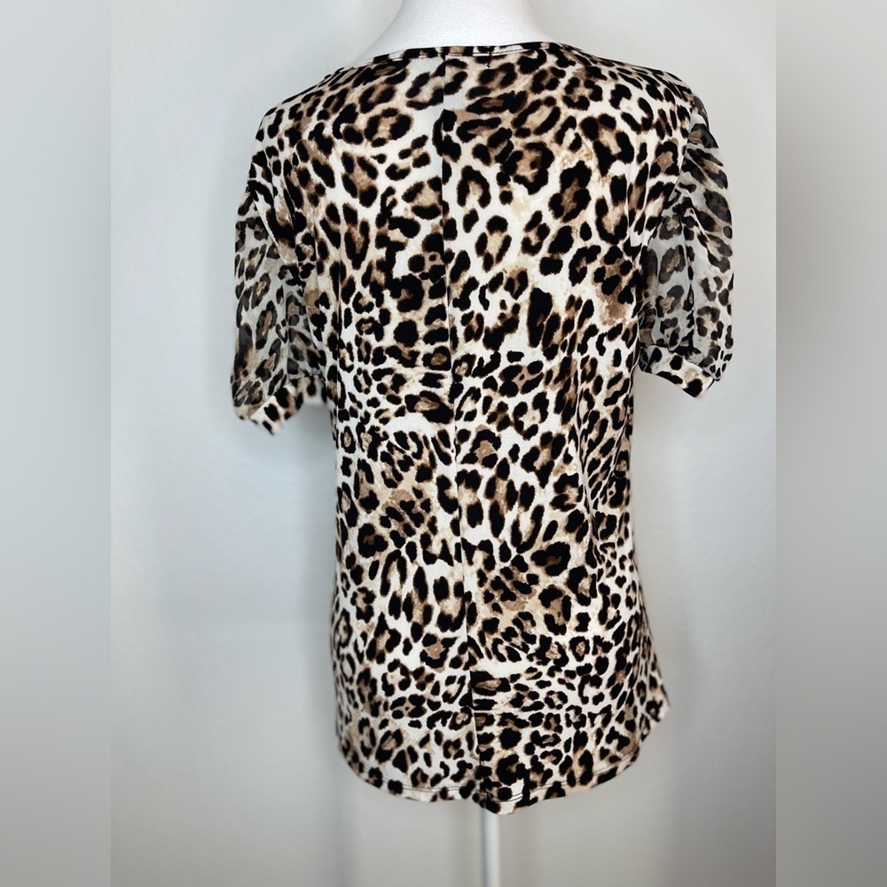 Adele & May Animal Print Short Sleeve Rushing Top Size Medium - Picture 5 of 11